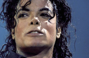 Michael-Jackson-in-Paris-in-1988
